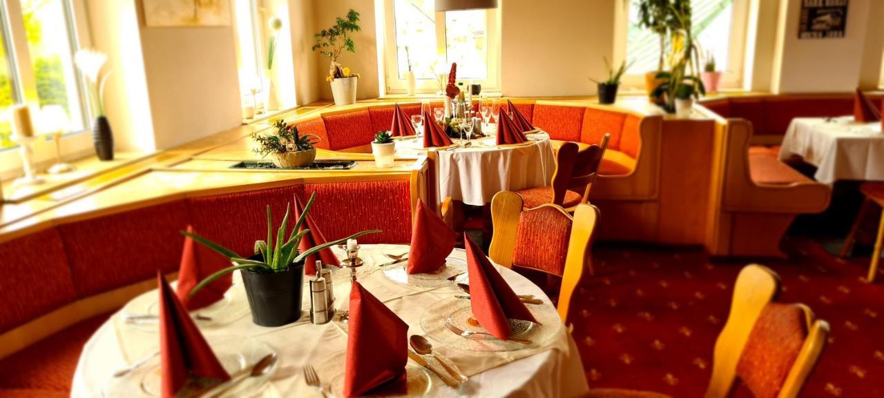 Landhotel Weisses Roess'L Adorf المظهر الخارجي الصورة